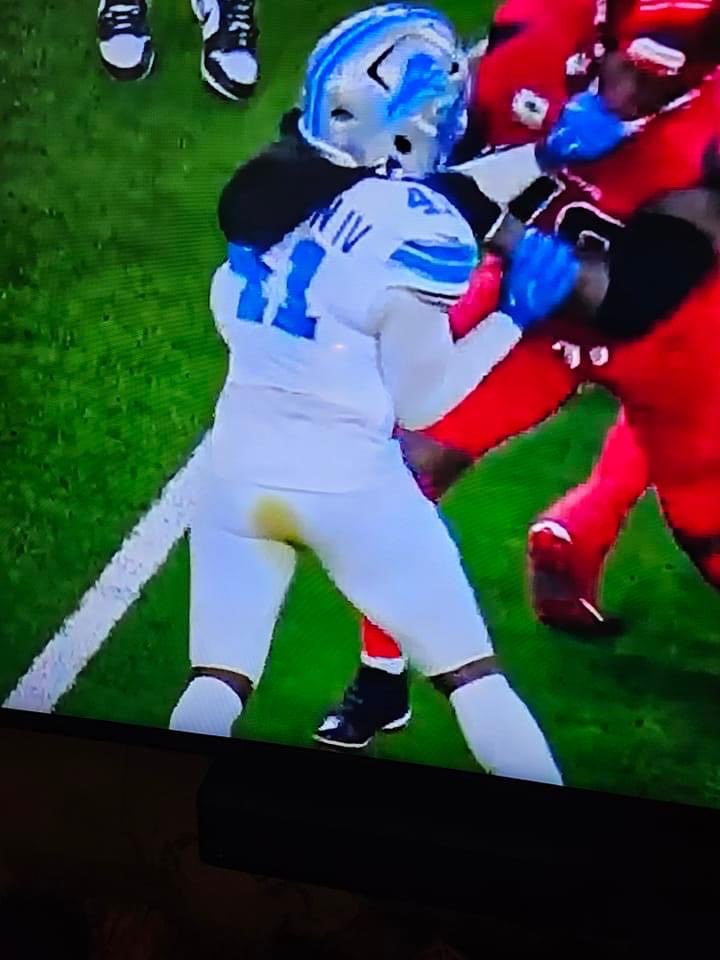 Lions’ James Houston Clarifies ‘Wardrobe Malfunction’ After Big Game